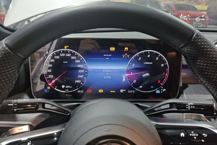 奔驰C级 2023款 改款二 C 260 L 运动版局部细节14