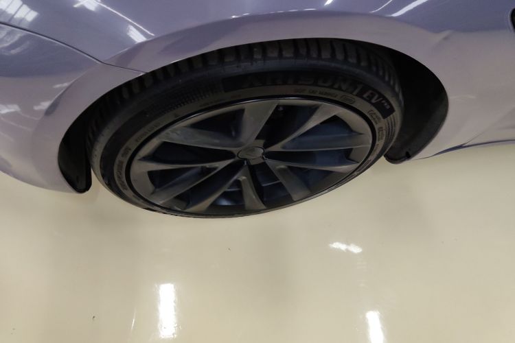 特斯拉 Model 3 2021款 标准续航后驱升级版车身外观35