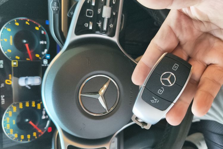 奔驰GLE 2020款 改款 GLE 350 4MATIC 时尚型中控内饰7001