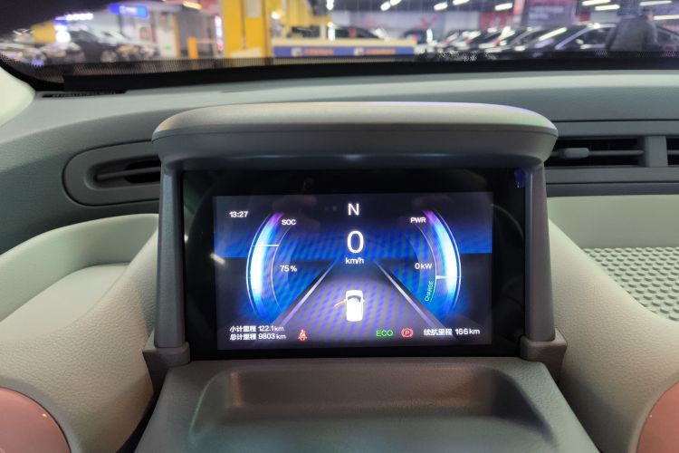 奔腾小马 2025款 222km 闪电马中控内饰14