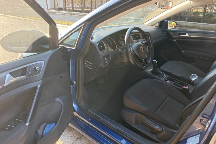 大众 高尔夫 2015款 1.6L 自动舒适型中控内饰20