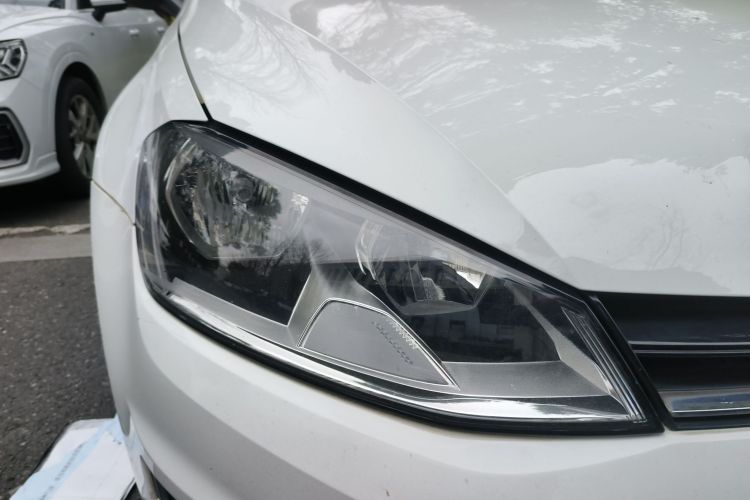 大众 高尔夫 2016款 1.6L 自动舒适型车身外观8