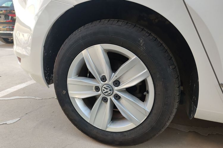 大众 2018款 途安L 280TSI 手动风尚版车身外观6008