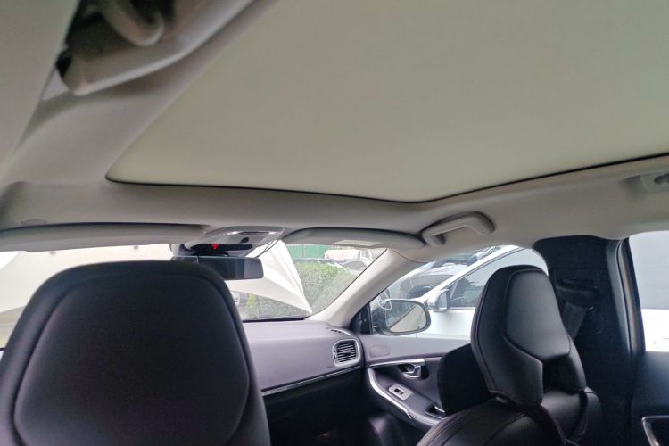 沃尔沃V40 2017款 Cross Country T3 智雅版局部细节22