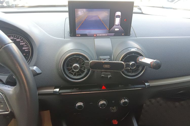 奥迪A3 2020款 Sportback 35 TFSI 进取型 国VI中控内饰16