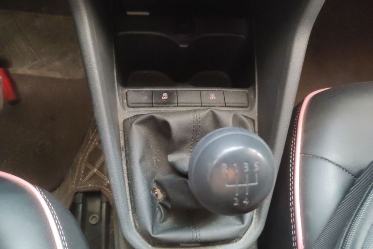 捷达VA3 2021款 1.5L 手动进取版中控内饰18