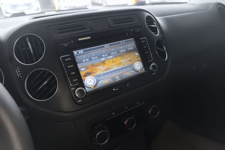 大众 途观 2013款 1.8TSI 自动两驱风尚版中控内饰16