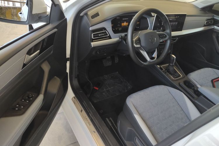 大众 朗逸 2023款 300TSI DSG满逸版中控内饰7003