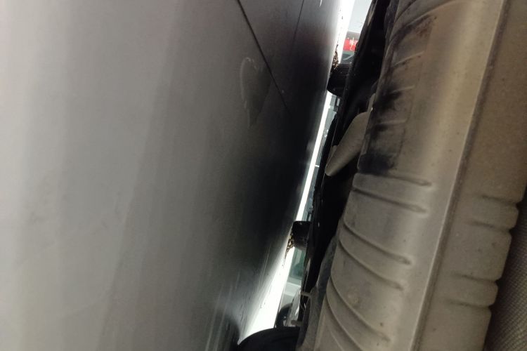 红旗H5 2020款 1.8T 自动智联旗韵版局部细节9009