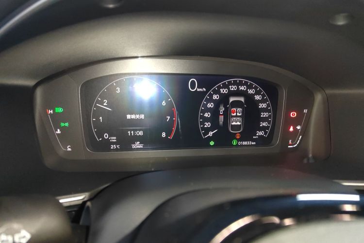 本田 思域 2023款 HATCHBACK 240TURBO 手动极劲版局部细节14