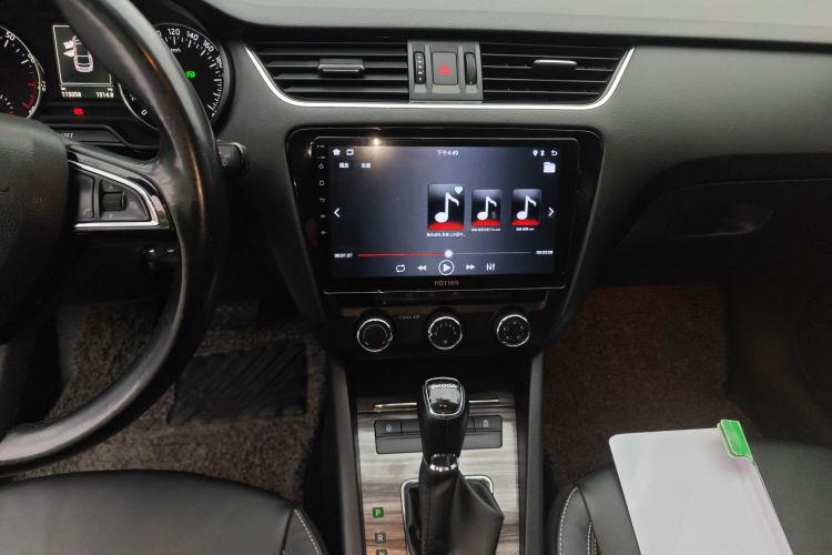 斯柯达 明锐 2017款 1.6L 自动智行版中控内饰16