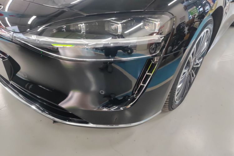 鸿蒙智行 享界S9 2024款 纯电 Ultra 四驱旗舰版局部细节36