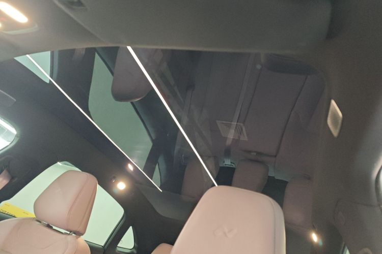 乐道L60 2024款 60kWh 后驱版中控内饰22