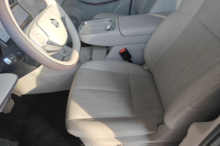 零跑汽车 零跑B10 2025款 510悦享版中控内饰19