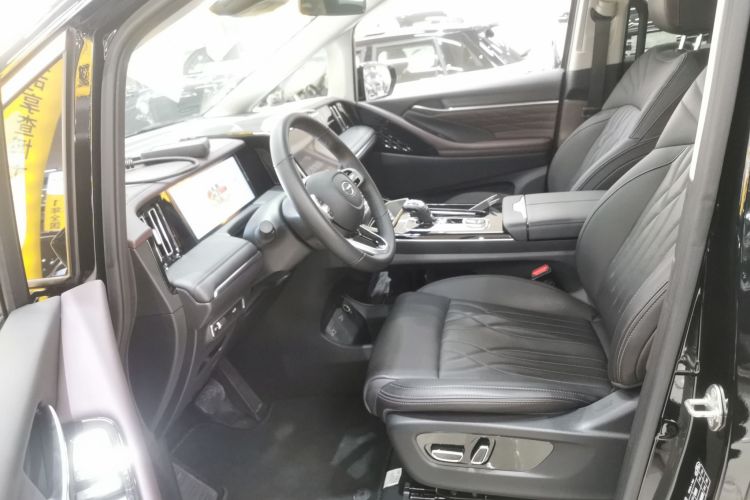 广汽传祺 传祺M8 2024款 大师系列 400T 尊贵版局部细节19