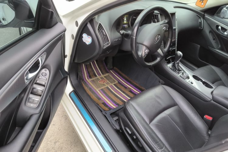 英菲尼迪Q50L 2016款 2.0T 悦享版中控内饰20