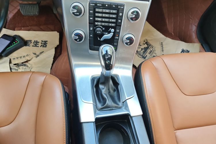 沃尔沃S60 2016款 S60L T4 智远版局部细节18