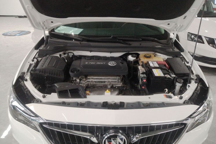 别克 英朗 2021款 改款 典范 1.5L 自动精英型机舱底盘24