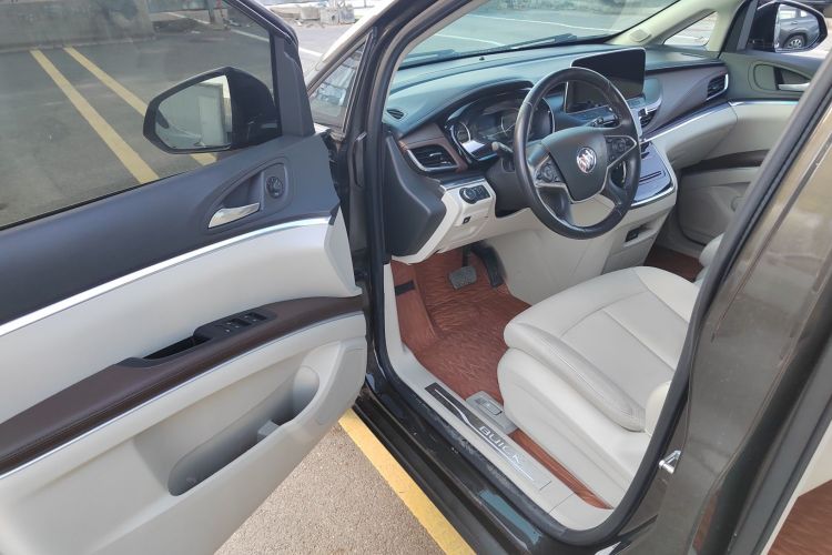 别克GL8 2021款 陆上公务舱 652T 尊贵型中控内饰7003