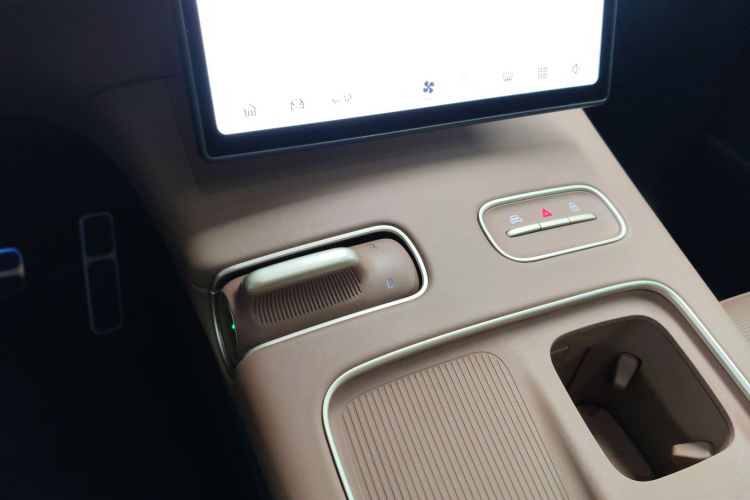 蔚来ES8 2024款 75kWh局部细节18