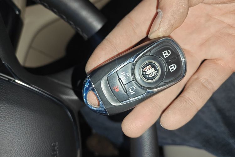 别克GL8 2023款 ES陆尊 尊享型中控内饰11