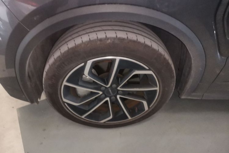 领克01 EM-P 2023款 1.5TD EM-P AM车身外观6007