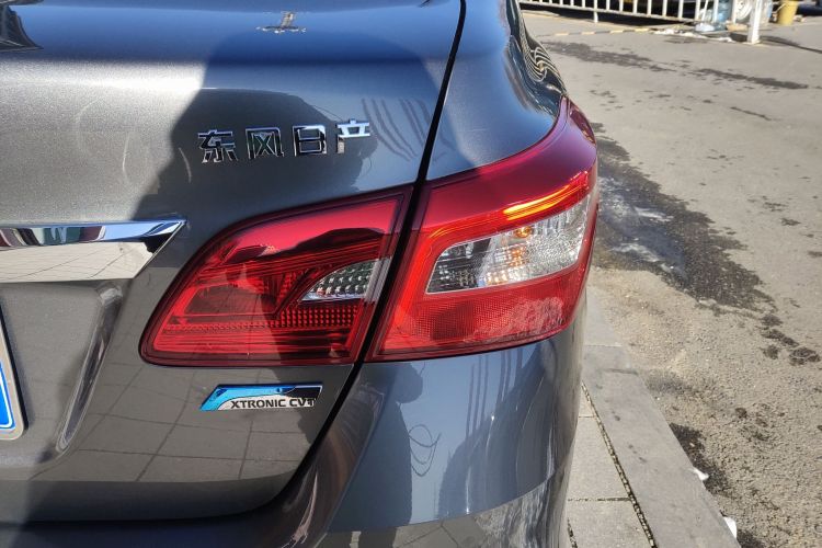 日产 轩逸 2024款 经典 1.6XE CVT舒适版车身外观9