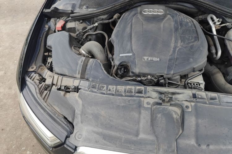 奥迪A6L 2018款 30周年年型 TFSI 进取型局部细节9005