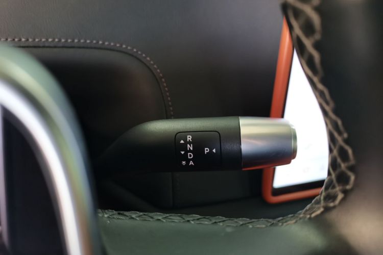 理想汽车 理想L9 2023款 Pro中控内饰18