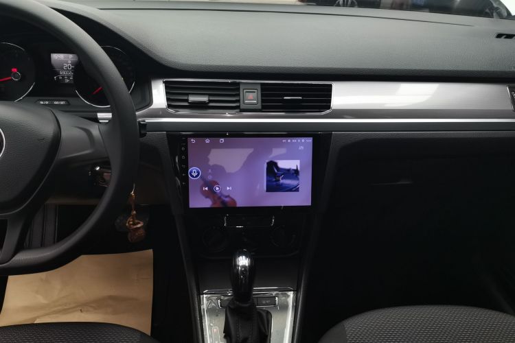 大众 2019款 宝来·传奇 1.5L 自动时尚型 国V中控内饰16