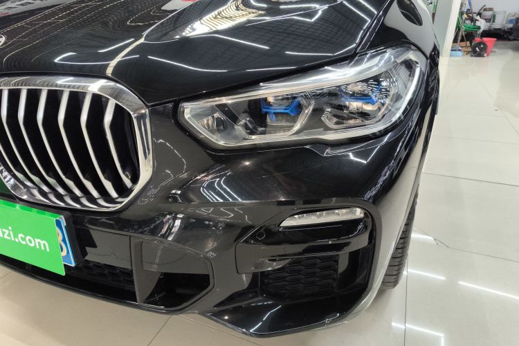 宝马X5(进口) 2019款 xDrive40i 尊享型 M运动套装局部细节36