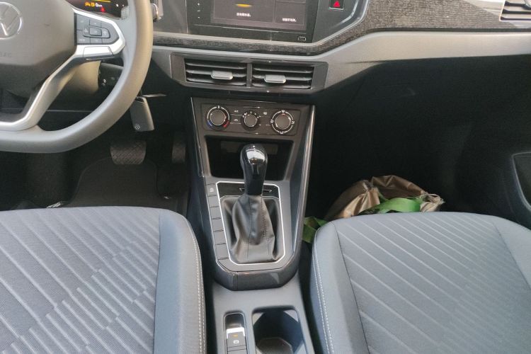 大众 朗逸 2025款 新锐 1.5L 出众新逸版中控内饰18