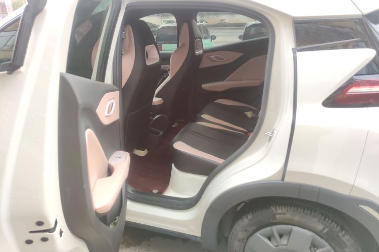 比亚迪 海鸥 2025款 305km 活力版中控内饰21