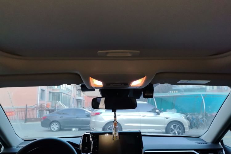 丰田 RAV4荣放 2021款 双擎 2.5L E-CVT四驱精英PLUS版中控内饰22