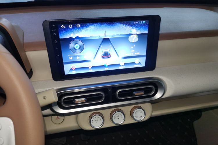 五菱汽车 宏光MINIEV 2024款 第三代 215km 青春版中控内饰16