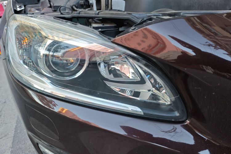 沃尔沃S60 2017款 S60L T3 智行版车身外观6006