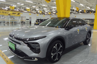 雪铁龙 凡尔赛C5 X 2021款 1.6T 耀不凡