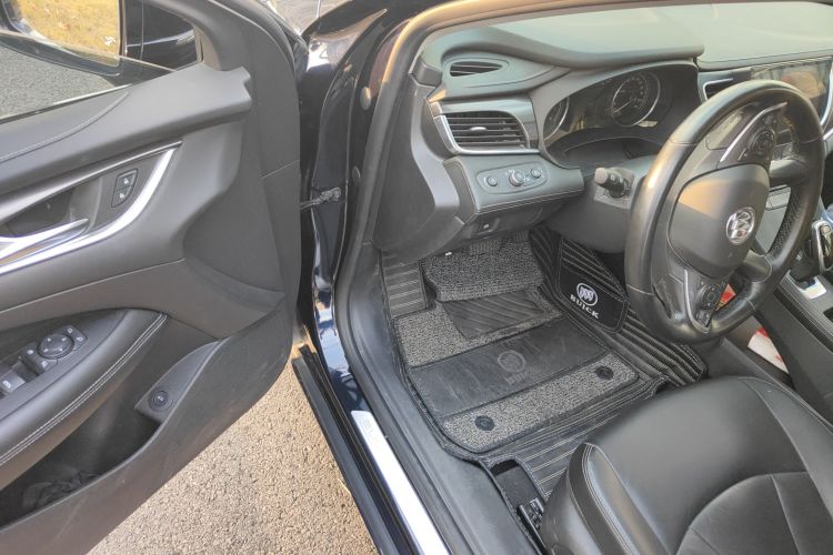 别克 君越 2021款 552T 豪华型中控内饰20