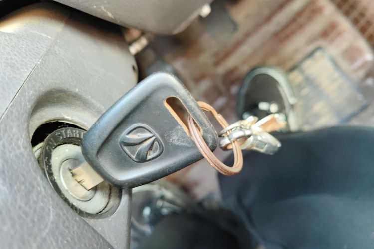 北汽威旺306 2016款 1.2L基本型5座A12国V中控内饰11