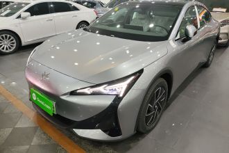 ARCFOX极狐 极狐 阿尔法S5 2025款 改款 560PRO 185kW