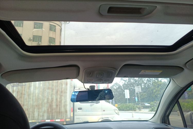 雪铁龙 C4世嘉 2018款 1.6L 自动豪华型局部细节22