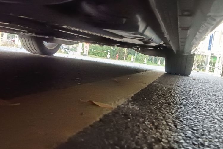 别克 君威 2017款 GS 28T 尊贵型局部细节9004