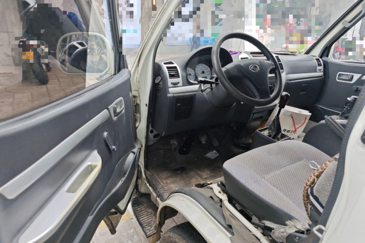 金龙 金威 2014款 2.2LCNG长轴创业型XG491中控内饰20