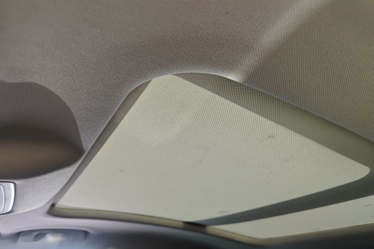 红旗H5 2022款 经典款 1.8T 自动智联旗畅版局部细节22