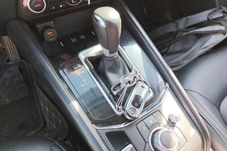 马自达CX-5 2021款 2.0L 自动两驱智慧型中控内饰18