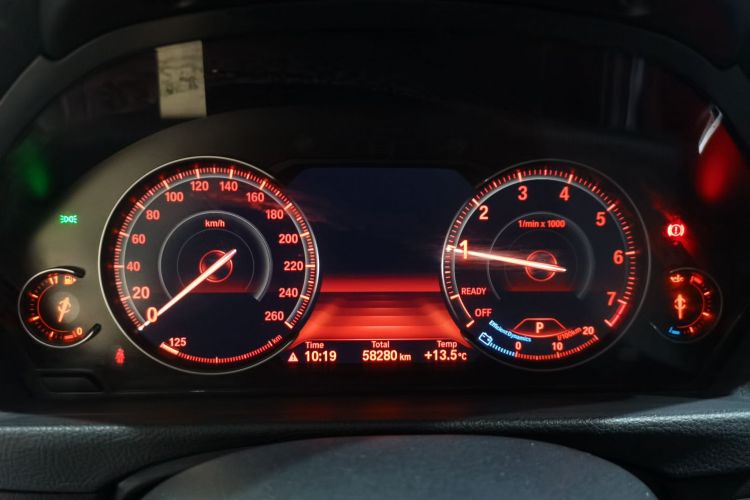 宝马3系 2019款 320Li 时尚型中控内饰14