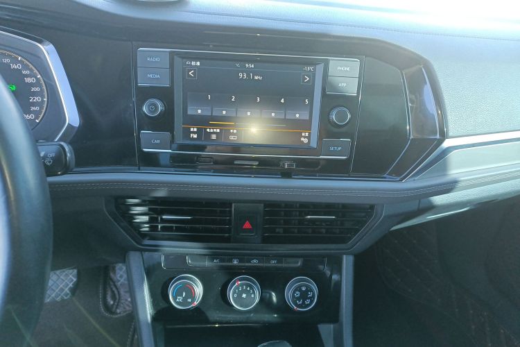 大众 速腾 2019款 200TSI DSG舒适型 国VI中控内饰16