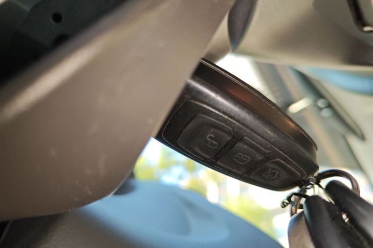 福特 福克斯 2012款 三厢 1.6L 自动舒适型中控内饰11