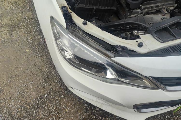 雪佛兰 科沃兹 2019款 320 自动欣享天窗版车身外观6006