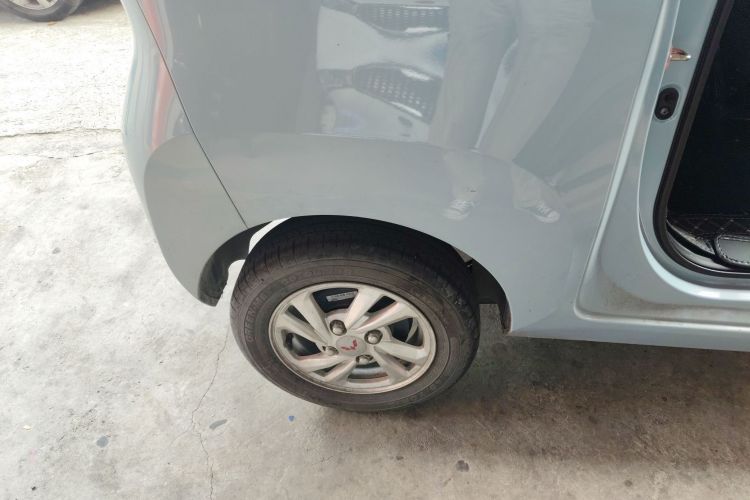 五菱汽车 宏光MINIEV 2020款 自在款 磷酸铁锂车身外观6008